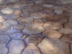 Random Stone Stamped Concrete - Golden Sandstone Buff Tan Base with Auburn Brown Highlight